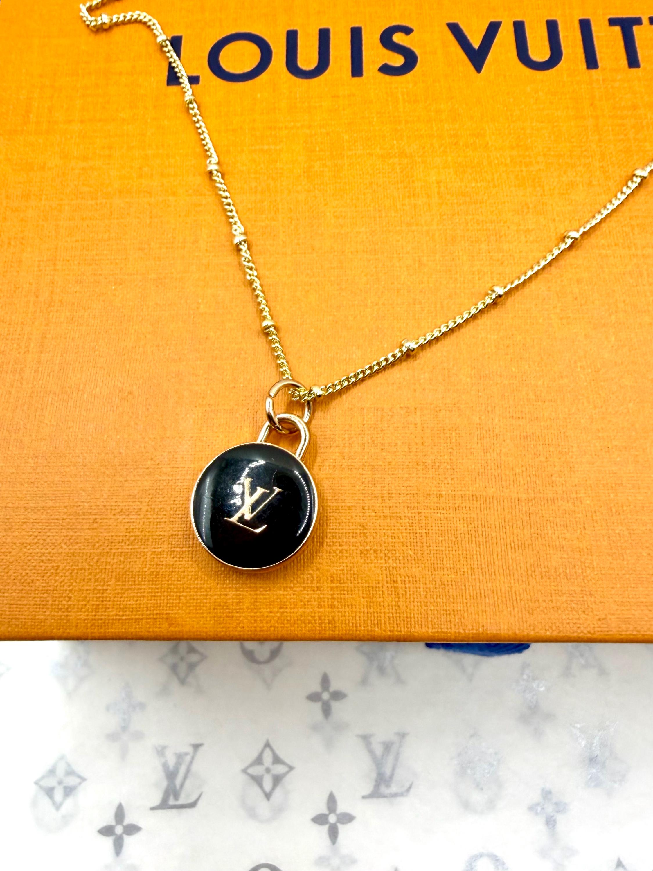 COPY - Authentic Louis Vuitton Jewelry Is my Louis Vuitton bracelet real? : r/JewelryIdentification main image 3