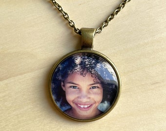 Personalized Photo Necklace with Your Picture of Pet, Children or Loved One - Custom Gift for Mom, Grandmother or Pet Owner