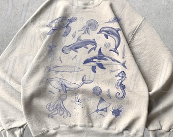 海の動物ヴィンテージ90年代スウェットシャツ、レトロなオーシャンセーター、シャチ、ジンベイザメの生き物セーター、海の生き物ギフト、ユニセックスプルオーバー、ビーチ愛好家