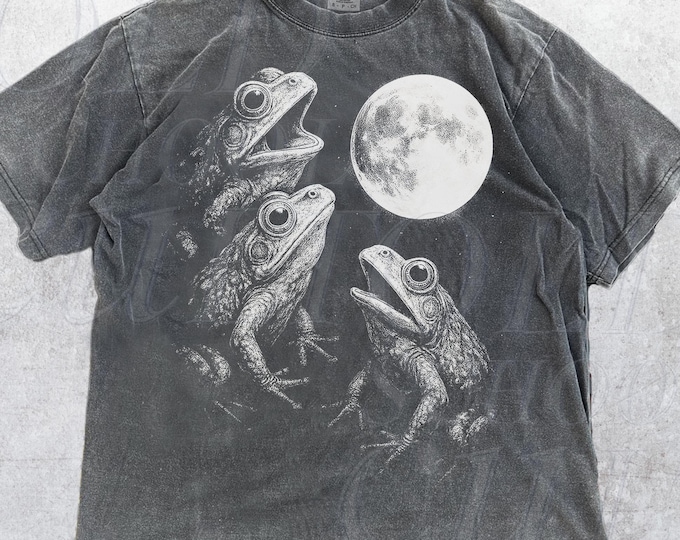 Frogs Howling To Moon Comfort Colors® Vintage Style Tshirt, Retro Funny Frog Shirt, Weird Mystical Toad Shirts, Frog Lovers Gag Gift Top
