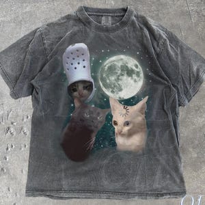 Three Cats Retro Moon Graphic T-shirts, Vintage Cat Moon Meme Tshirt, Cat Lovers, Funny Cat Tee, Oversized Washed Tee, Weird Meme T Shirt