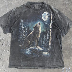 Vintage Wolf Graphic T-Shirt, Full Moon Wilderness Tee, Comfort Colors® Pepper Shirt, Vintage Wildlife Nature Top, Rustic Outdoor Gift