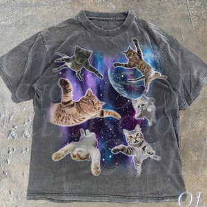 Cats Floating In Galaxy Vintage 90s T-Shirt, Retro Funny Cat Unisex Tshirt,, Funny Cat Meme Shirt, Kitten Lovers Tee, Trippy Graphic Shirt