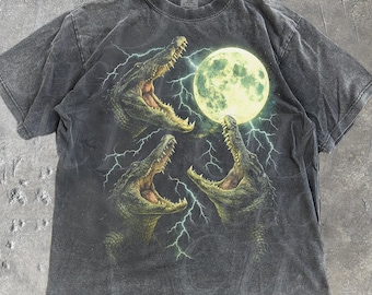 Vintage Alligator Lightnings 90s Graphic T-Shirt, Retro Gator Swamp Moon Shirt, 90s Southern Nature Graphic Tee, Crocodile Top, Nostalgia