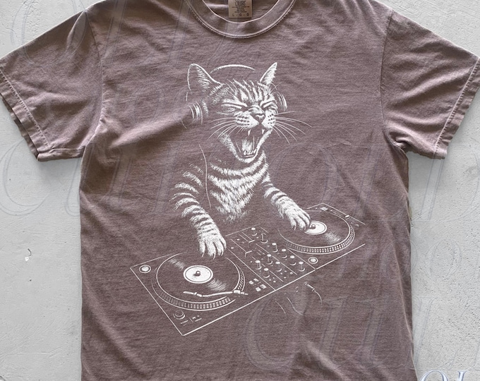 Cat DJ Comfort Colors® Shirt, Retro Animal Playing Instrument Shirt, Music 90s Shirt, DJ Shirt Gifts, Cat Techno Unisex Tee