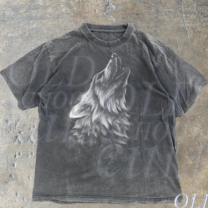 Vintage Wolf 90s Hand Drawn Graphic Shirt, Wolf Lovers Retro Tee, 2000s Nature Moon Black Shirt,Nostalgia Unisex Oversize Tee,Cute Wolf Gift