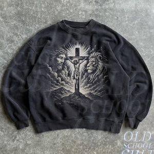 Jesus Retro Christian Sweatshirt, Vintage 90s Lion and Cross Crewneck, Religious Sweater, Unisex Spiritual Pullover Black