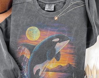 Vintage Orca Whale Comfort Colors® Sweatshirt, Killer Whale Graphic Crewneck, Ocean Sunset Sweater, Retro 90s Marine Life Pullover, Sea Gift