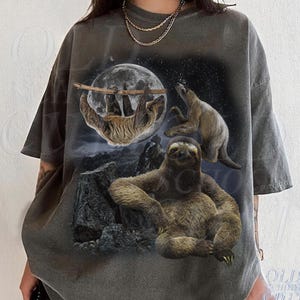 T-shirts graphiques vintage des années 90 trois paresseux, t-shirt lune nature paresseux rétro, cadeau drôle d'amoureux de paresseux, t-shirt délavé décontracté, chemises de fête