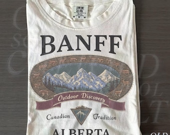 Vintage Banff Alberta Canada Graphic Tshirt, Retro Comfort Colors® Canadian Rockies National Park 90s Hiking Unisex Shirt