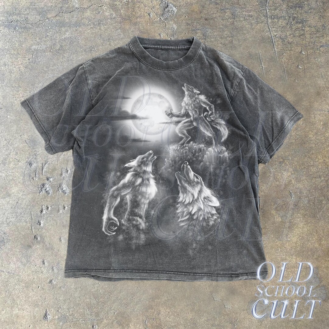 Werewolf Howling Vintage 90s Graphic T-shirt, Alpha Wolf Gothic Shirt ...