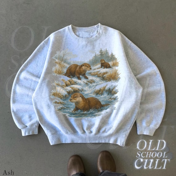 Retro Otter Wildlife Sweatshirt , 90s Vintage Otters Animal Nature Crewneck, Boho Unisex Cabin Crewneck, Nostalgia Otter Sweater