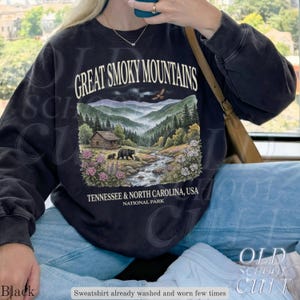 Great Smoky Mountains Sweatshirt, National Park Crewneck, Tennessee North Carolina Pullover, Vintage Nature Graphic Sweater Black