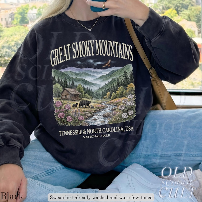 Great Smoky Mountains Sweatshirt, National Park Crewneck, Tennessee North Carolina Pullover, Vintage Nature Graphic Sweater Black