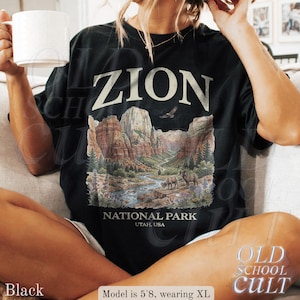 Zion National Park Vintage 90s Graphic T-Shirt, Retro Comfort Colors® Canyon Landscape Utah USA Wildlife Unisex Tee Black
