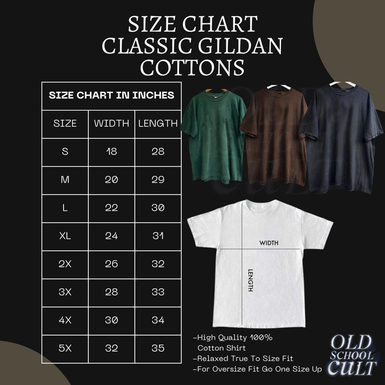 Puede incluir: Una tabla de tallas para camisetas de algod&oacute;n Gildan, con medidas en pulgadas. La tabla incluye tallas de la S a la 5X, con dimensiones de ancho y largo. La imagen tambi&eacute;n muestra tres camisetas en verde, marr&oacute;n y azul marino, y una camiseta blanca.