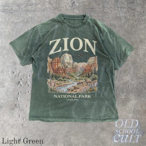 Zion National Park Vintage 90s Graphic T-Shirt, Retro Comfort Colors® Canyon Landscape Utah USA Wildlife Unisex Tee Light Green