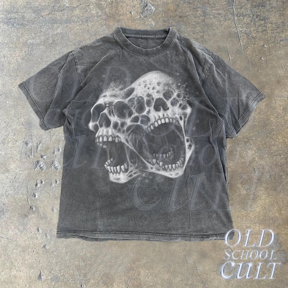 Screaming Skull Vintage 90s Graphic Shirt, Skeleton Y2k Goth