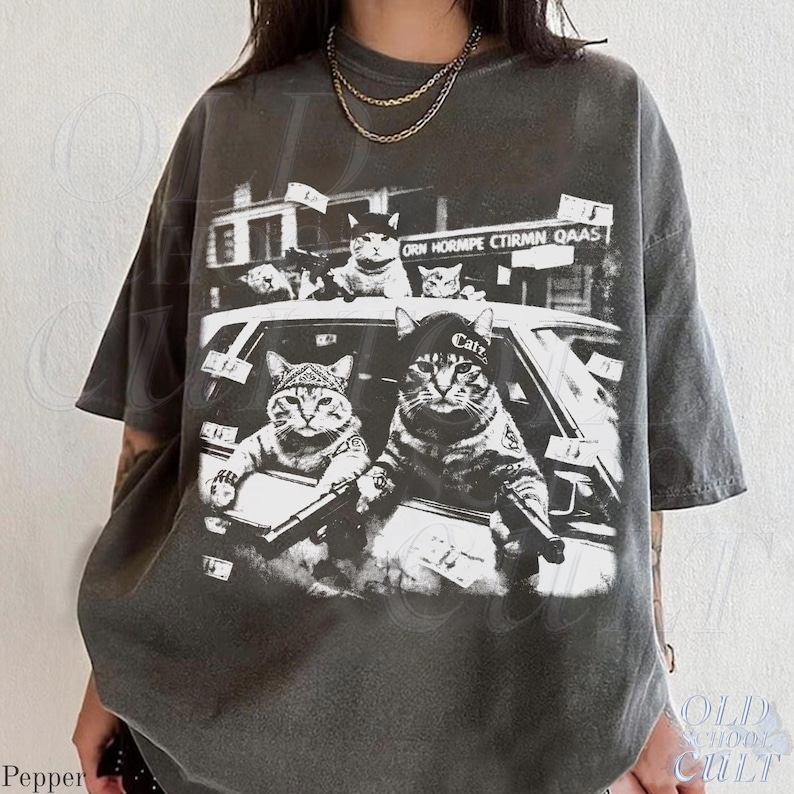 Camiseta com estampa de gatos gangsters, camiseta vintage com gato preto, camiseta retrô streetwear, camiseta divertida com estampa de gato, camiseta unissex oversized e estilosa, presente para amantes de gatos Pepper