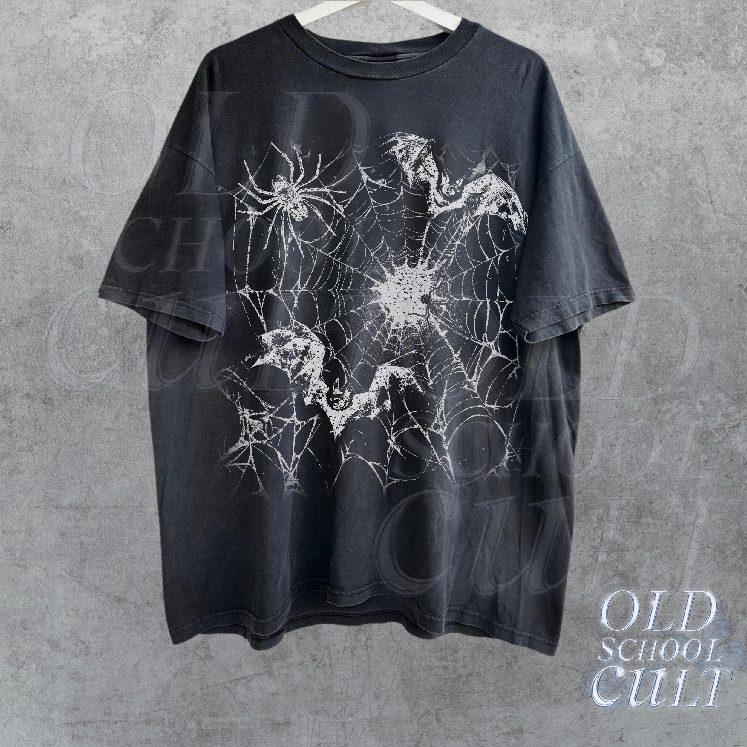 Spider Web Bat Vintage Y2k T-shirt, Retro Horror 90s Style Bat T 
