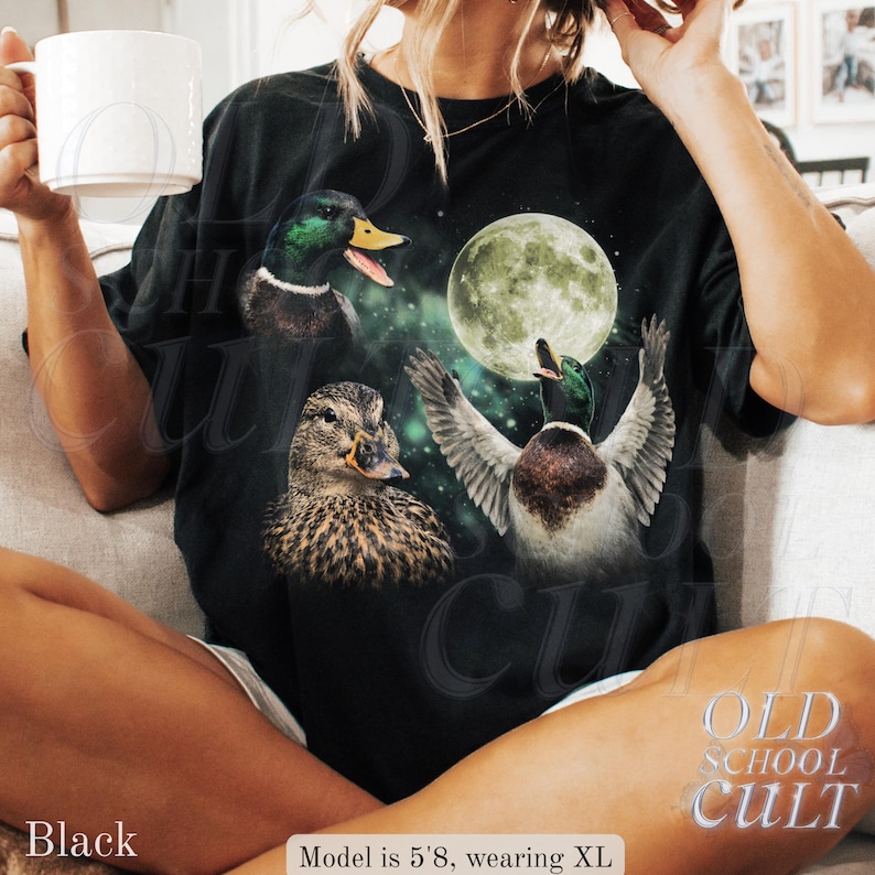 Mallard Duck Moon Vintage Graphic T Shirt, Retro Wildlife Bird Tee, Hunting Nature Gift Black