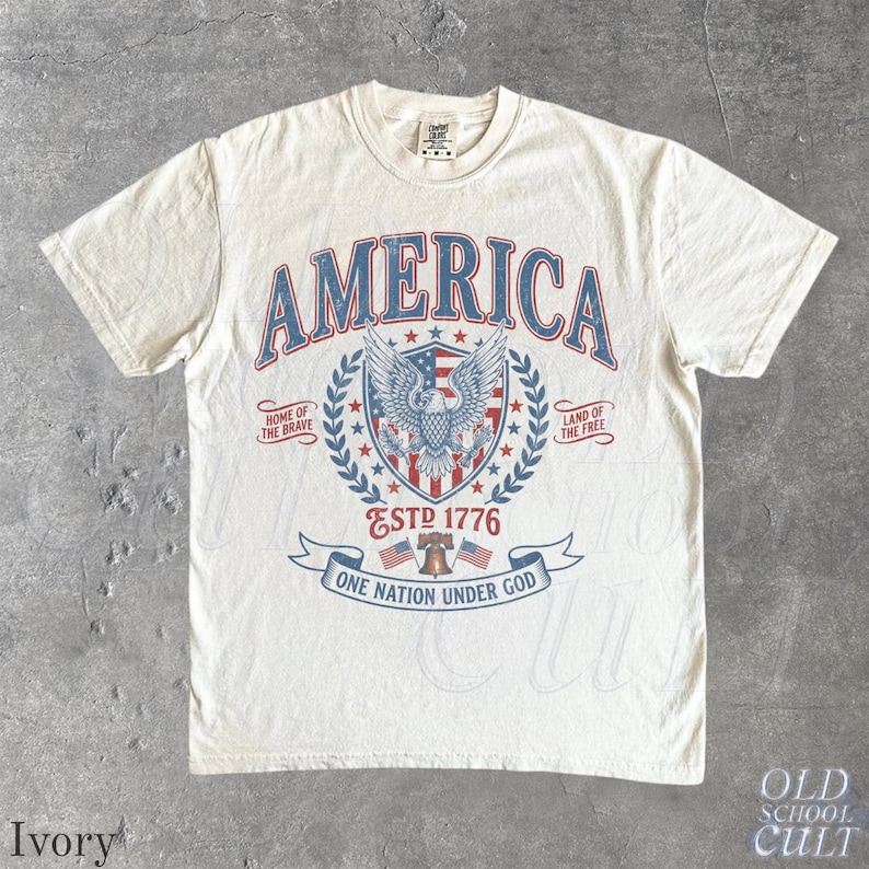 Camiseta vintage estadounidense con águila patriótica, camiseta del Día de la Independencia de EE. UU., camiseta gráfica del 4 de julio, camiseta "Una nación bajo Dios" estilo retro estadounidense. imagen 3