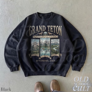 Retro Grand Teton National Park Sweatshirt, Vintage 90s Wyoming Crewneck, Nostalgia Mountain Hiking Old School Gift Black