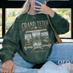 Retro Grand Teton National Park Sweatshirt, Vintage 90s Wyoming Crewneck, Nostalgia Mountain Hiking Old School Gift Forest Green