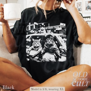 Camiseta com estampa de gatos gangsters, camiseta vintage com gato preto, camiseta retrô streetwear, camiseta divertida com estampa de gato, camiseta unissex oversized e estilosa, presente para amantes de gatos imagem 5