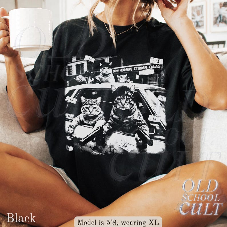Camiseta com estampa de gatos gangsters, camiseta vintage com gato preto, camiseta retrô streetwear, camiseta divertida com estampa de gato, camiseta unissex oversized e estilosa, presente para amantes de gatos imagem 5