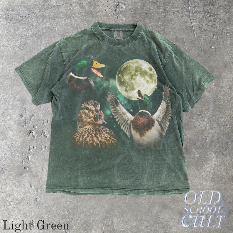 Mallard Duck Moon Vintage Graphic T Shirt, Retro Wildlife Bird Tee, Hunting Nature Gift Light Green