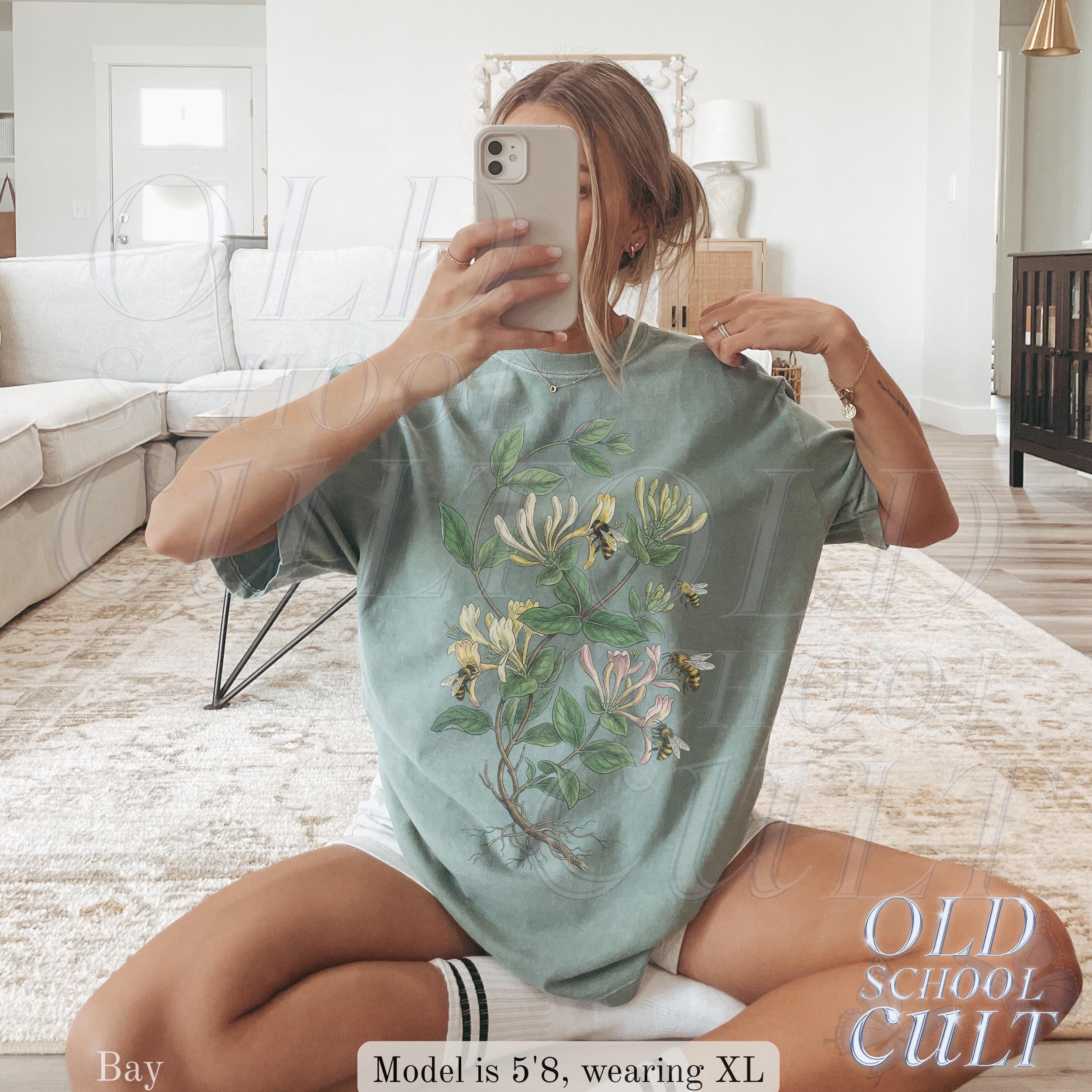 Vintage Honeysuckle Flower Bee 90s Graphic Tshirt, Retro Comfort Colors® Garden Plant Unisex Shirt