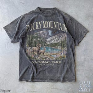 Rocky Mountain National Park Vintage 90s Graphic T-Shirt, Retro Comfort Colors® Colorado USA Nostalgia Unisex Tee Pepper
