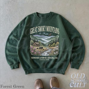 Great Smoky Mountains Sweatshirt, National Park Crewneck, Tennessee North Carolina Pullover, Vintage Nature Graphic Sweater Forest Green