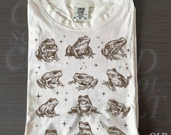T-shirt con grafica di rana, maglietta avorio Comfort Colors®, maglietta vintage con tema natura e anfibi, top retrò cottagecore, regalo per gli amanti delle rane