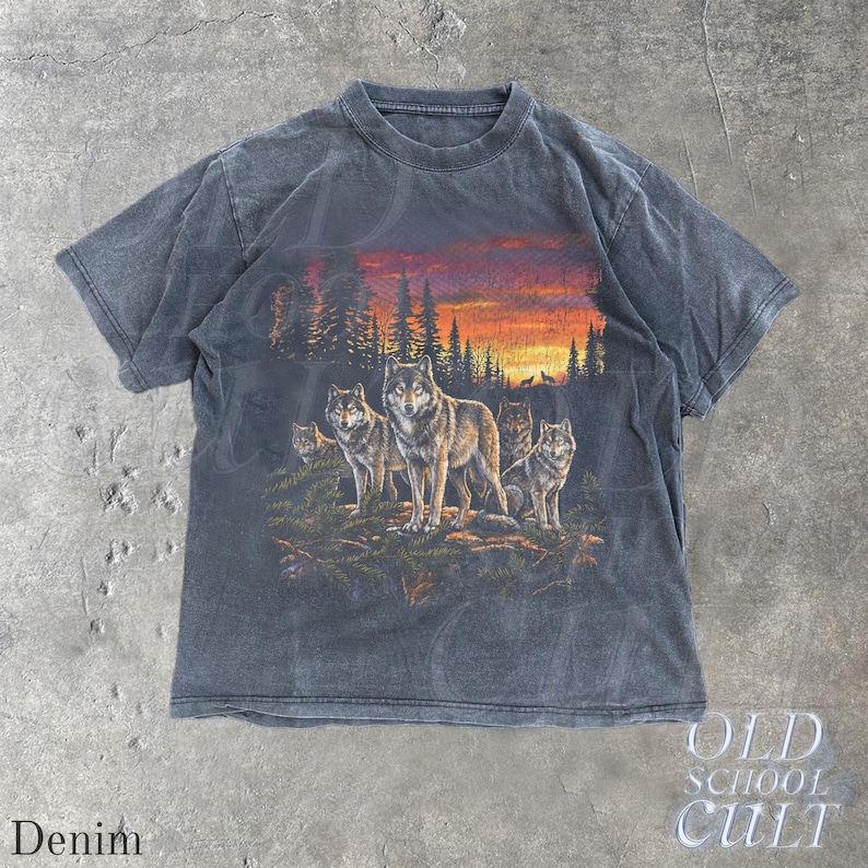 Vintage Wolf Pack 90s Graphic T Shirt, Retro Forest Rustic Outdoor Animal Nature Tee Denim