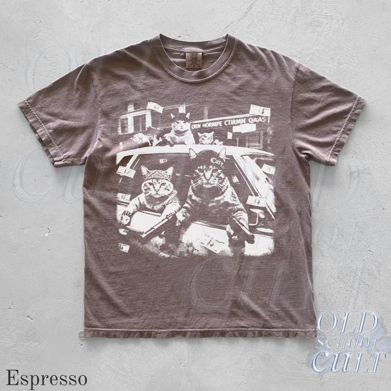 Camiseta com estampa de gatos gangsters, camiseta vintage com gato preto, camiseta retrô streetwear, camiseta divertida com estampa de gato, camiseta unissex oversized e estilosa, presente para amantes de gatos Espresso