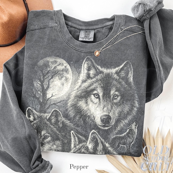Wolf Moon Men's Crewneck Sweatshirt – Lone Wolf Howling At The Moon Design (Black, S-5XL)