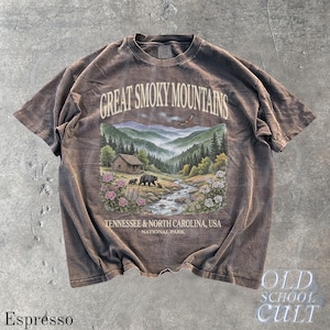 Great Smoky Mountains National Park Vintage 90er Jahre Grafik-Shirt, Retro Comfort Colors®Mountain Cabin Bear USA Nostalgie Unisex T-Shirt Espresso