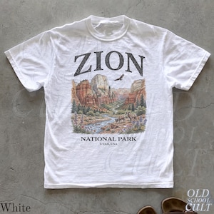 Zion National Park Vintage 90s Graphic T-Shirt, Retro Comfort Colors® Canyon Landscape Utah USA Wildlife Unisex Tee White