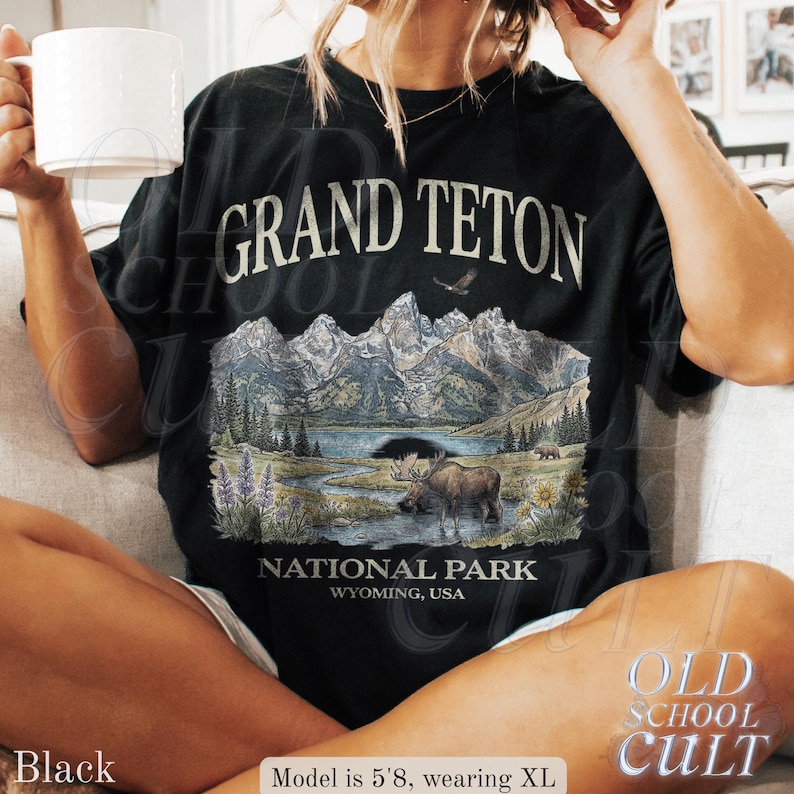 Grand Teton National Park Vintage jaren 90 grafisch T-shirt, retro Comfort Colors® Wyoming Mountain Lake USA nostalgia Moose uniseks T-shirt Black