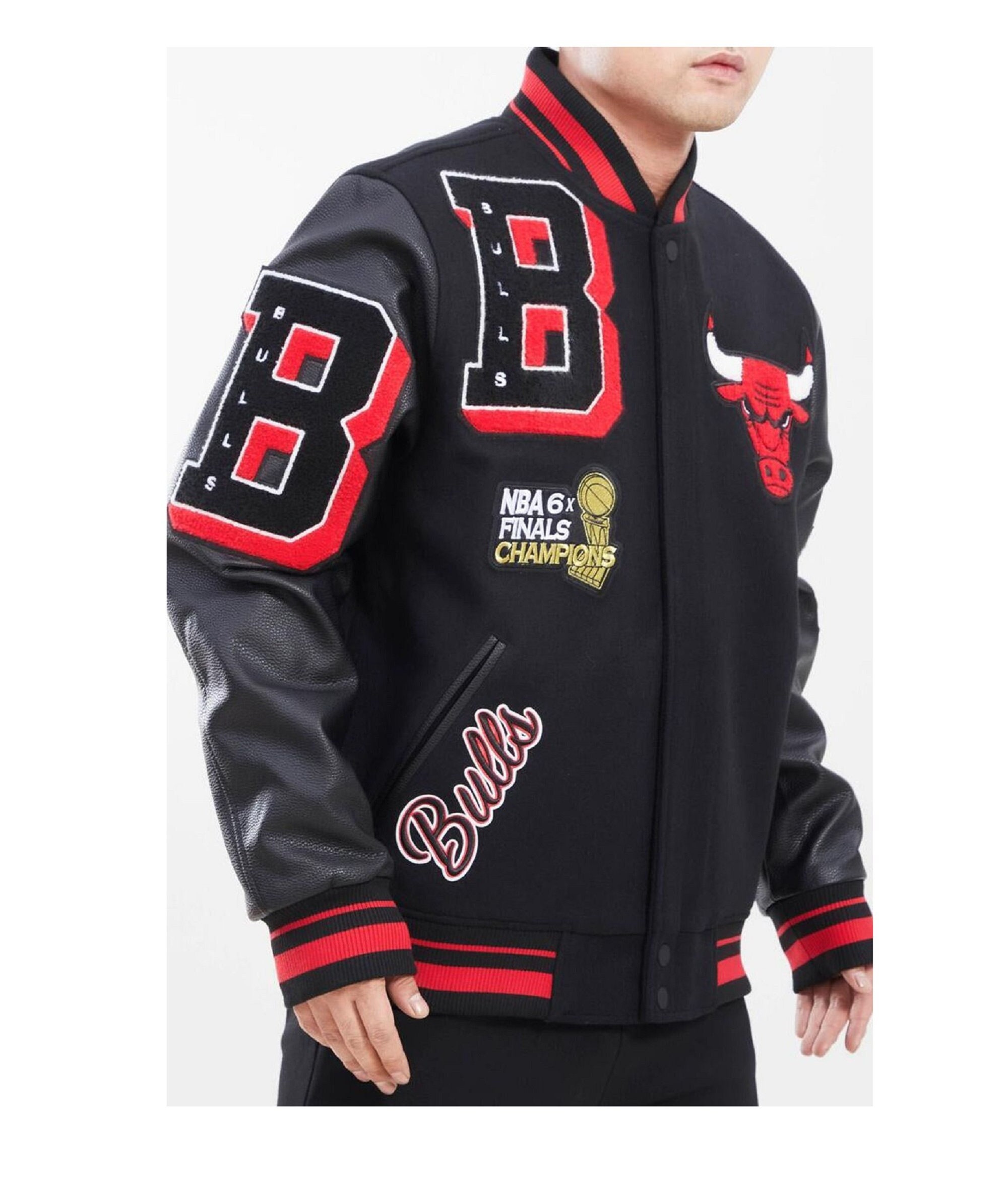 Chicago Bulls 1990's Locker Line Satin Bomber Jacket - The Edit LDN