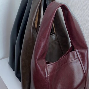 Sac en cuir végétalien écologique bordeaux petit format (XS) bordeaux, bleu marine, jaune beurre, marron, vert foncé