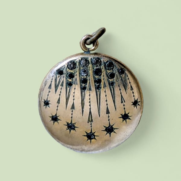 Antique 1900’s Art Noveau Gold locket w original owners initials