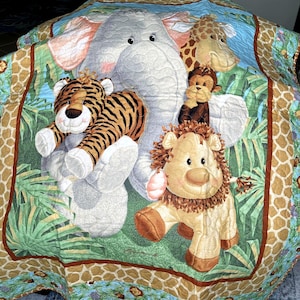 NEW - Handmade - Jungle Babies Quilt 41&quot; x 50&quot; Baby/Toddler/Child Lap Throw Couch Cuddle Room Decoration
