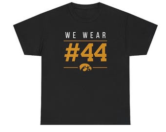 32 Gildan® Black shirts, sizes as mentioned in description