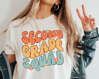 Camiseta de maestro de segundo grado con colores cómodos, camisetas de equipo de segundo grado, camiseta de maestra Daisy, camiseta de grupo de maestros, camiseta retro de maestro, de gran tamaño