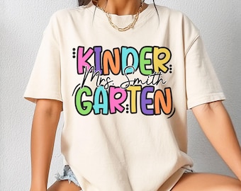 Camiseta para maestra de jardín de infantes, camiseta personalizada con colores cómodos, regalo para maestra, agradecimiento a maestra, regreso a clases, regalo para maestra nueva