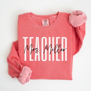 Personalized Teacher Gift - 60+ Gift Ideas for 2024