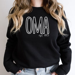 Oma sweatshirt, oma personalized shirt, oma shirt long sleeve, oma sweatshirts, oma sweater, gift for oma, oma pregnancy announcement shirt